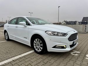 Ford Mondeo Mk5 2.0 Hybrid Titanium 2018