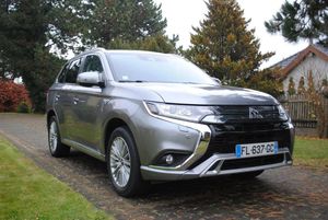 Mitsubishi Outlander III 2019
