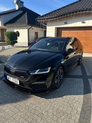 Skoda Octavia IV 2.0 TSI RS DSG 2023