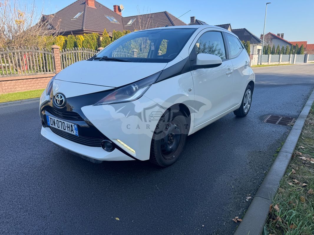 Toyota Aygo II x-play touch 2015