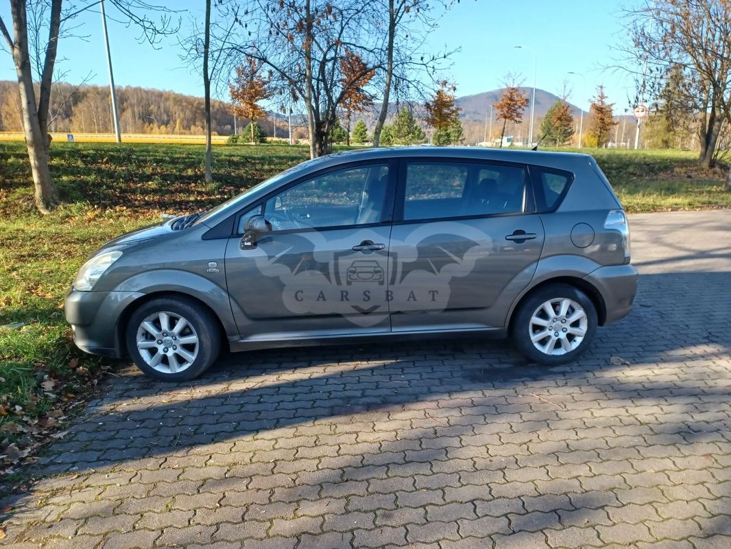 Toyota Corolla Verso 2005