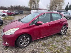 Peugeot 208 I e-HDi FAP 92 Stop&Start Allure 2012
