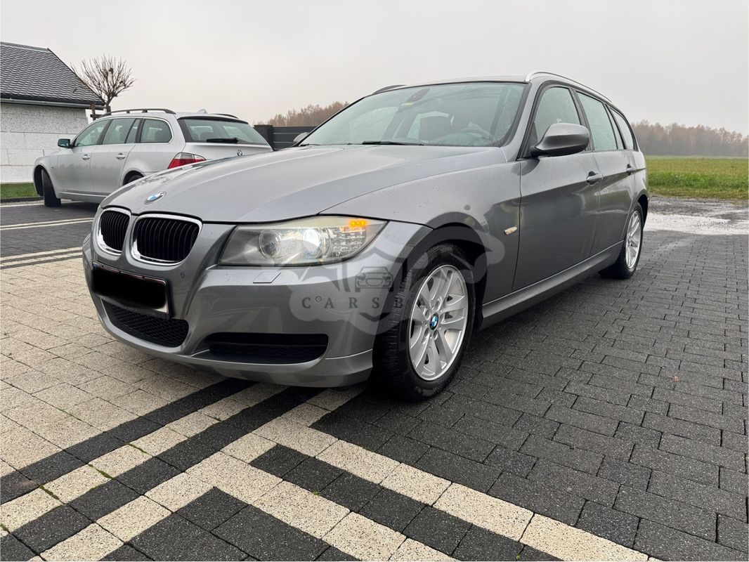 BMW 3 Series E90/E91/E92/E93 316d Touring Advantage 2011