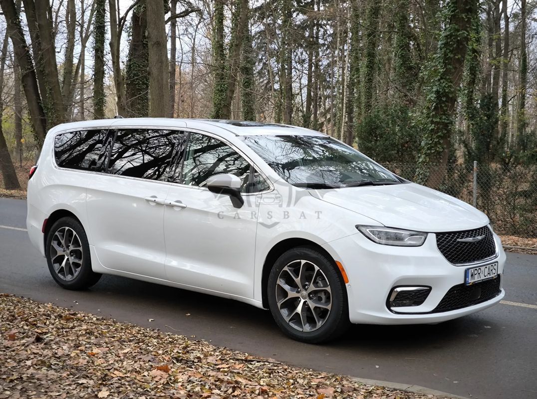 Chrysler Pacifica 2023
