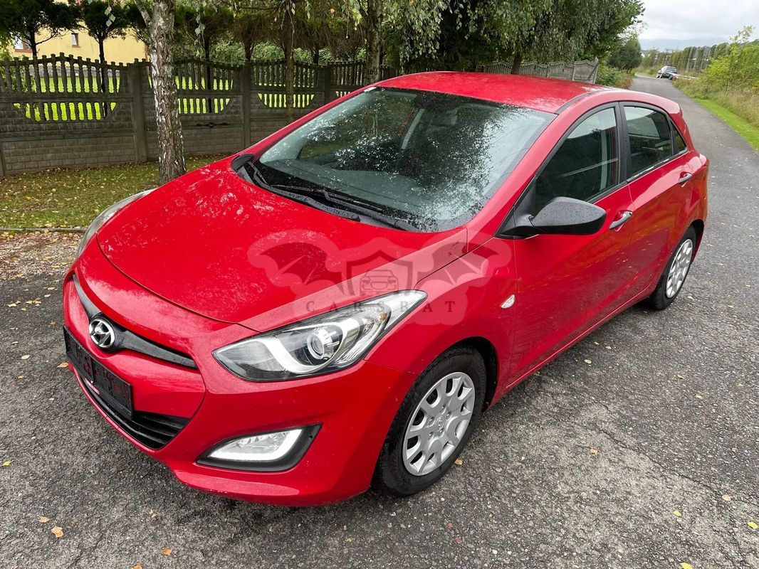 Hyundai i30 II 1.4 Intro Edition 2012