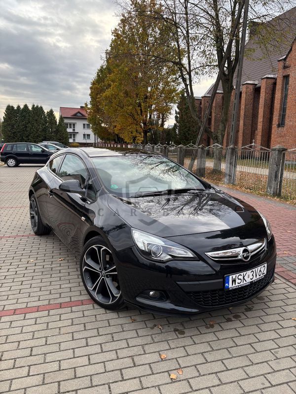 Opel Astra J 2012