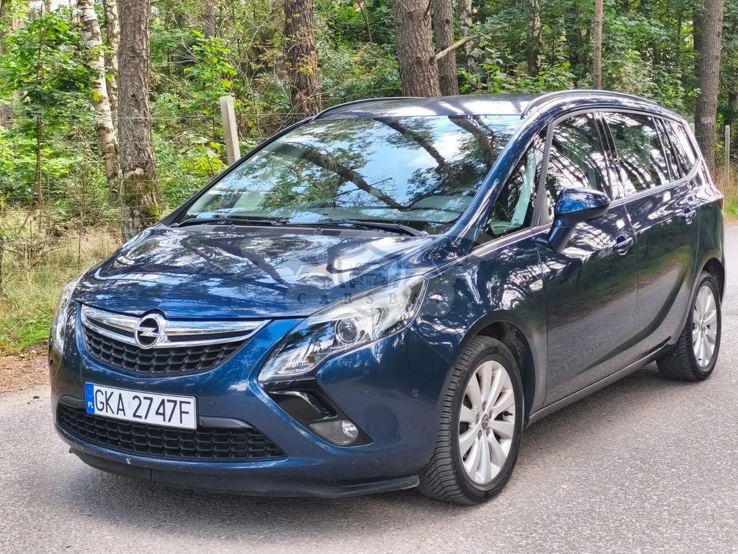 Opel Zafira C Tourer 1.4 Turbo Edition 2011