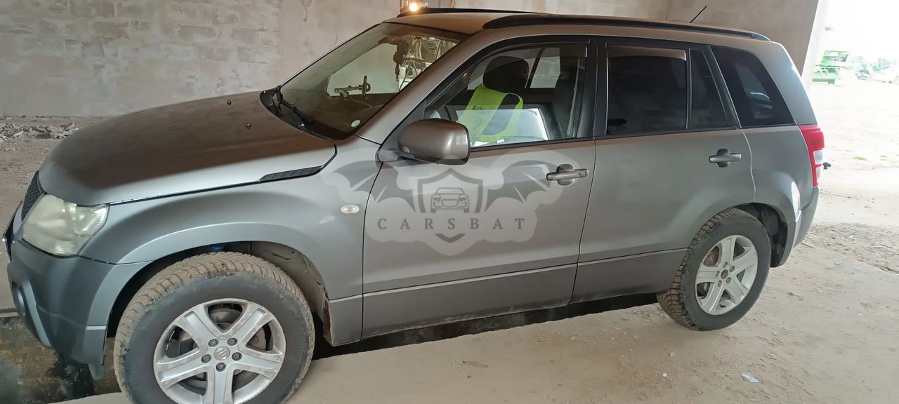 Suzuki Grand Vitara II 2.0 De luxe 2006