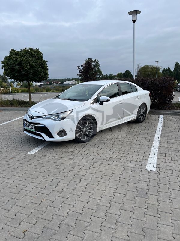 Toyota Avensis III 2.0 D-4D Premium 2017