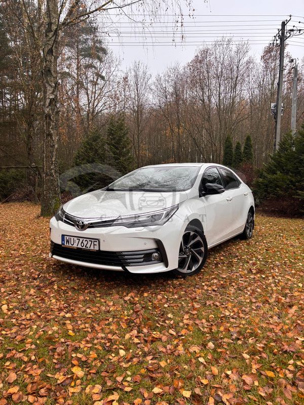 Toyota Corolla Seria E16 1.6 Premium 2017