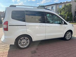 Ford Tourneo Courier 1.0 EcoBoost Titanium 2017