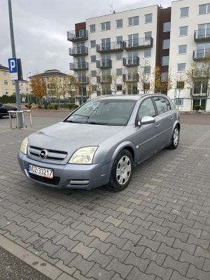 Opel Signum 2004