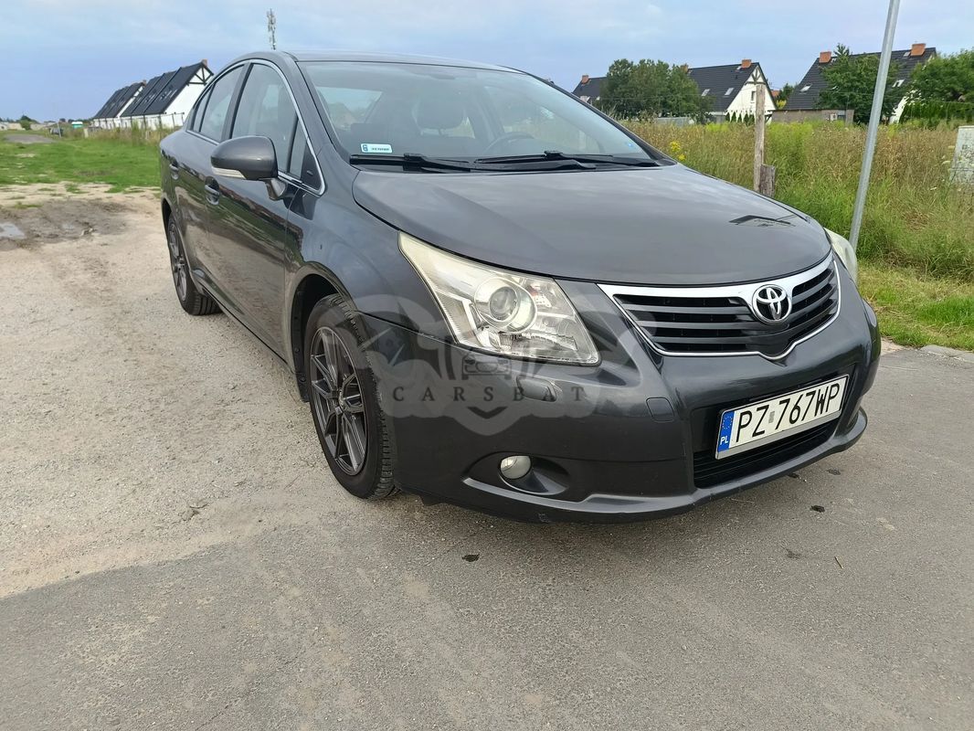 Toyota Avensis III 2011