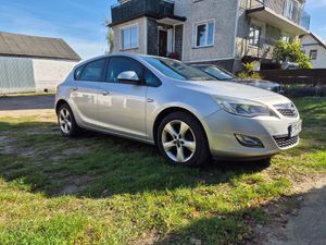 Opel Astra J 1.6 2010