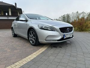 Volvo V40 II 2015