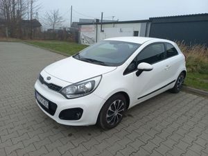 Kia Rio III 1.4 crdi L 2012