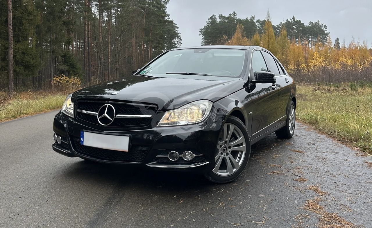 Mercedes-Benz C W204 220 CDI BlueEff 4-Matic Elegance 2011