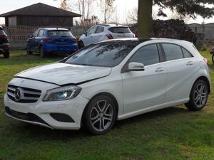 Mercedes-Benz A W176 200 CDI (BlueEFFICIENCY) 7G-DCT Urban 2013