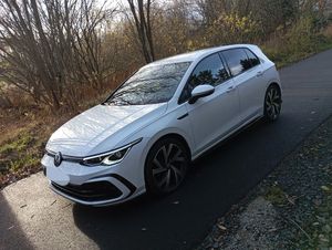 Volkswagen Golf VIII 1.5 eTSI OPF DSG R-Line 2021