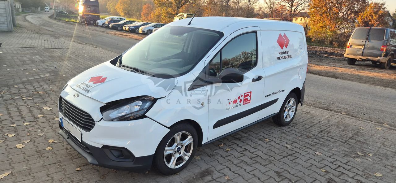 Ford Transit Courier 2021