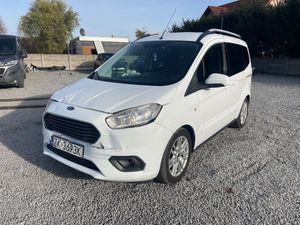 Ford Tourneo Courier 1.0 EcoBoost Titanium 2018