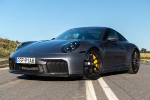 Porsche 911 992 Carrera T-Hybrid 4 GTS 2025
