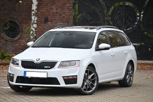 Skoda Octavia III Combi 2.0 TDI DSG RS 2016