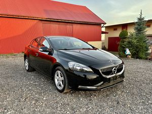 Volvo V40 II D2 2018