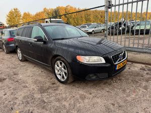 Volvo V70 III D3 Geartronic Summum 2012
