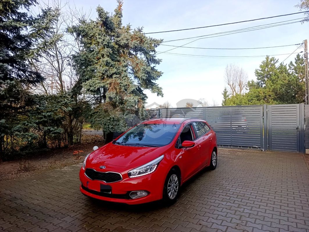 Kia Ceed II 1.4 CVVT SW Dream Team Edition 2014