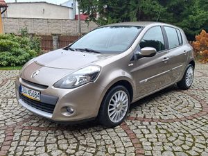 Renault Clio III TCe 100 TomTom Edition 2012