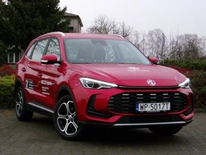 MG ZS 1.5 HEV+ Excite 2024