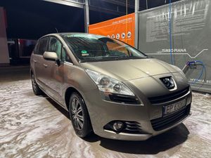 Peugeot 5008 I 1.6 HDi Active 7os 2013