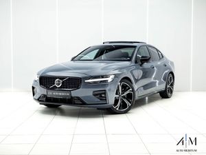 Volvo S60 III B5 B AWD Ultimate Dark 2023