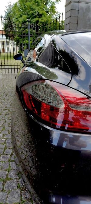 Porsche Panamera 4 PDK 2011