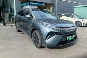 BYD Tang 2025