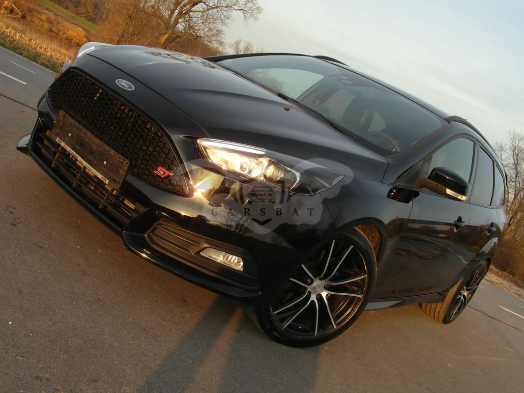 Ford Focus Mk3 Turnier 2.0 EcoBoost ST mit Leder-Sport-Paket 2018