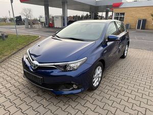 Toyota Auris II 2015