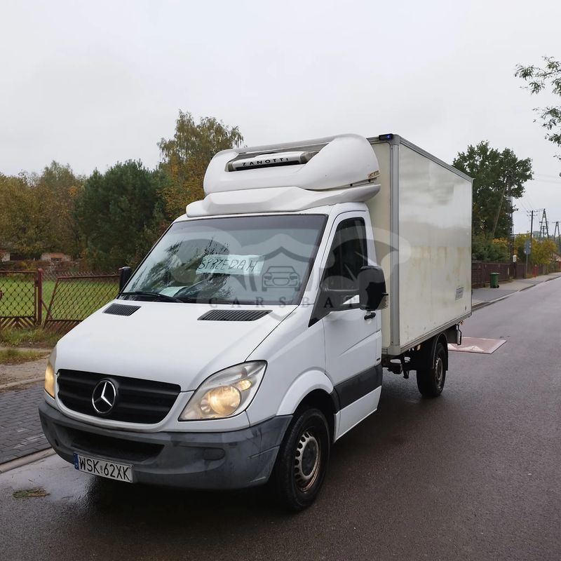 Mercedes-Benz Sprinter 2012