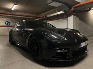 Porsche Panamera Standard 2017