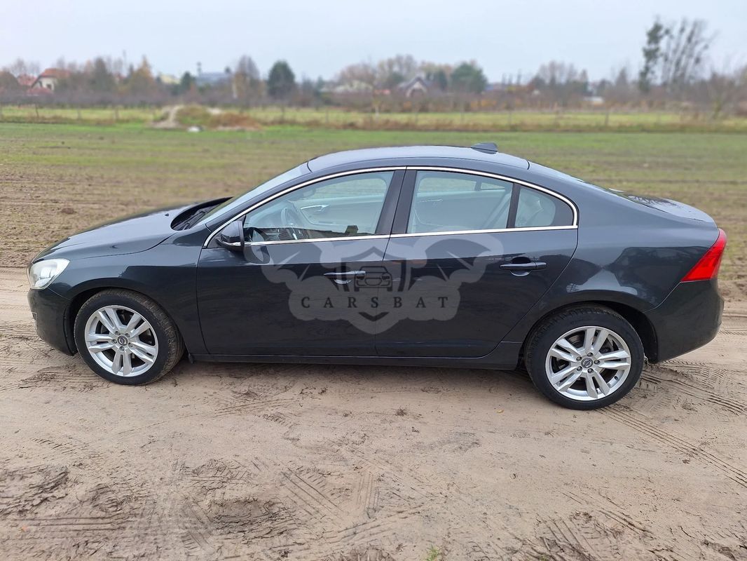 Volvo S60 II D3 Momentum 2013
