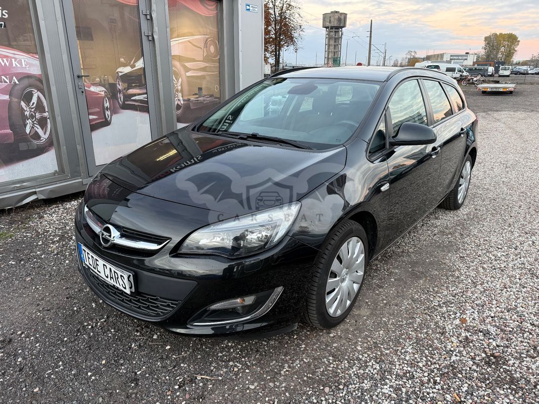 Opel Astra J 2013