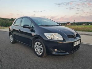 Toyota Auris I 2.0 D-4D Executive 2007