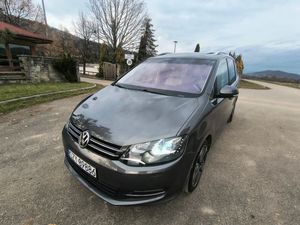 Volkswagen Sharan II 2.0 TDI Highline DSG 2011