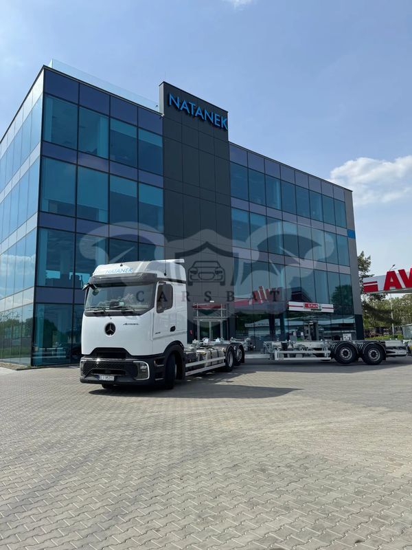 Mercedes-Benz Actros 2025
