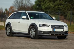 Audi A4 B9 3.0 TDI clean diesel Quattro S tronic 2016