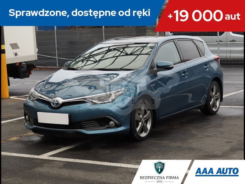 Toyota Auris II 2015