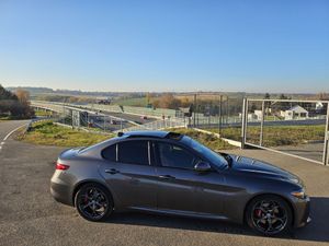 Alfa Romeo Giulia 2.0 Turbo 16V AT8 Veloce Ti 2018