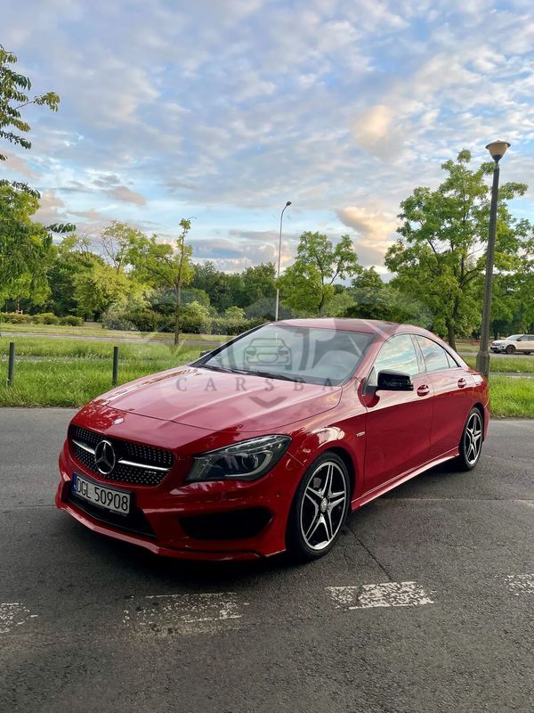Mercedes-Benz CLA I 180 2013