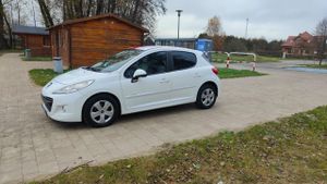 Peugeot 207 2011